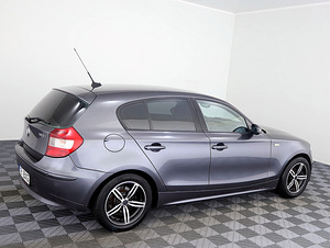 BMW 120 Executive ATM 2.0 110kW (3 foto / 8)