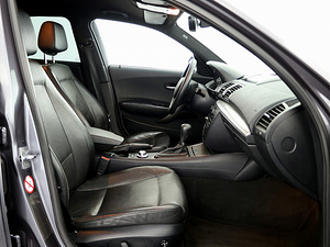 BMW 120 Executive ATM 2.0 110kW (6 foto / 8)