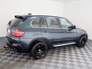 BMW X5 xDrive 35D Sportpakett ATM 3.0 D 210kW (3 foto / 7)