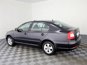 Skoda Octavia Comfortline Facelift ATM 1.2 77kW (4 фото из 8)