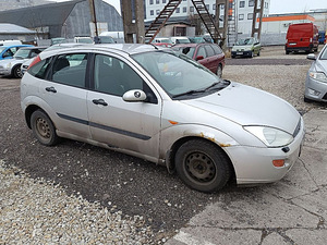 Ford Focus Comfort 1.4 55kW (1 фото из 7)