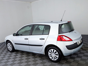 Renault Megane Elegance ATM 1.6 83kW (4 foto / 7)