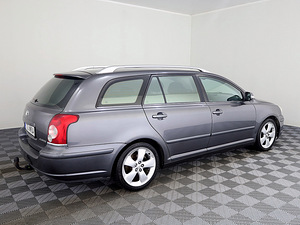 Toyota Avensis Linea Sol Facelift 1.8 95kW (3 foto / 7)