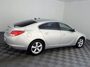 Opel Insignia Cosmo LPG 4x4 2.8 191kW (3 фото из 8)
