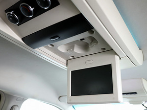 Chrysler Town and Country Signature Series 3.8 142kW (9 фото из 9)