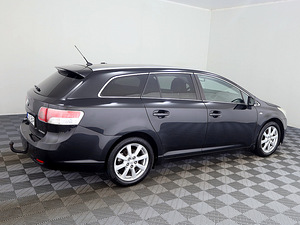 Toyota Avensis Linea Sol 2.2 D-CAT 130kW (3 фото из 8)