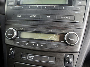 Toyota Avensis Linea Sol 2.2 D-CAT 130kW (8 фото из 8)