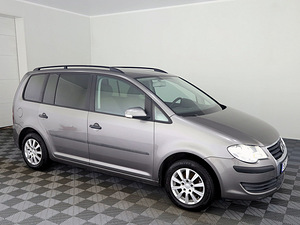 Volkswagen Touran Comfortline Facelift 1.9 TDI 66kW (1 фото из 7)