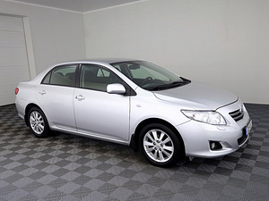 Toyota Corolla Linea Sol ATM 1.6 91kW (1 foto / 9)