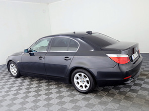 BMW 523 Executive ATM 2.5 130kW (4 foto / 7)