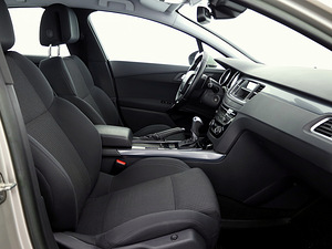 Peugeot 508 Comfort ATM 2.0 HDi 120kW (6 foto / 8)