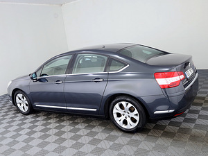 Citroen C5 Comfort 2.2 HDi 125kW (4 foto / 7)