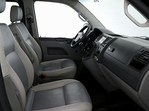 Volkswagen Transporter Long Highline 2.5 TDI 96kW (6 foto / 8)