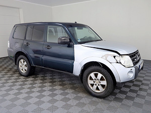 Mitsubishi Pajero Comfort 3.2 Di-D 118kW (1 foto / 8)