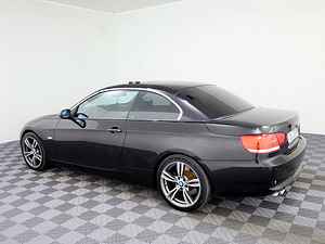 BMW 330 Cabrio ATM 3.0 D 170kW (6 фото из 9)
