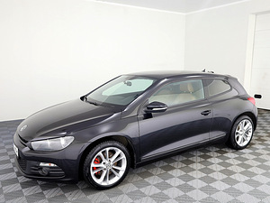 Volkswagen Scirocco Individual ATM 2.0 147kW (2 foto / 8)