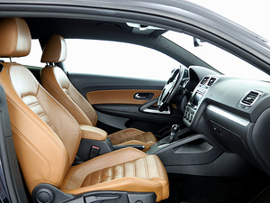 Volkswagen Scirocco Individual ATM 2.0 147kW (6 foto / 8)