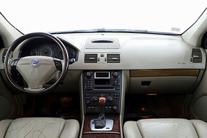 Volvo XC90 Summum ATM 2.4 D5 136kW (5 foto / 8)