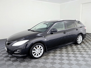 Mazda 6 Elegance Facelift ATM 2.0 114kW (2 foto / 8)