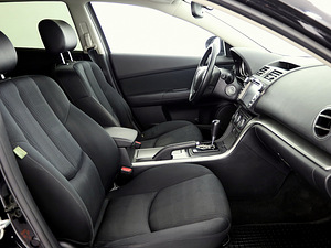 Mazda 6 Elegance Facelift ATM 2.0 114kW (6 foto / 8)