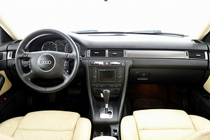 Audi A6 S-line Facelift ATM 2.4 125kW (5 foto / 7)
