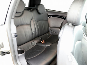 MINI Cooper D Facelift Luxury 1.6 D 82kW (7 foto / 9)