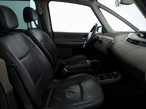 Renault Espace Luxury 2.2 dCi 110kW (6 foto / 9)