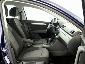 Volkswagen Passat Comfortline ATM 1.8 118kW (6 foto / 7)