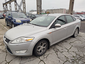 Ford Mondeo Comfort 2.0 107kW (2 foto / 7)
