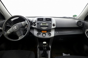 Toyota RAV4 Linea Sol 2.2 D-CAT 130kW (5 foto / 8)