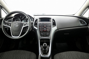 Opel Astra Elegance Facelift 1.6 85kW (5 foto / 8)
