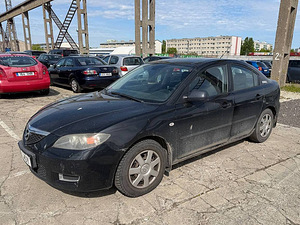 Mazda 3 Facelift 1.6 77kW (2 foto / 7)