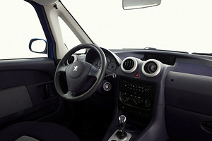 Peugeot 1007 Comfort ATM 1.4 54kW (5 foto / 8)