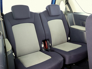 Peugeot 1007 Comfort ATM 1.4 54kW (7 foto / 8)