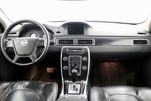 Volvo S80 Summum Facelift ATM 1.6 132kW (5 foto / 8)
