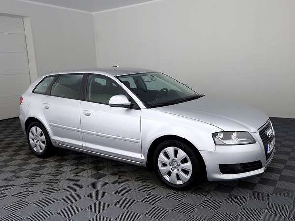 Audi A3 Comfortline Facelift ATM 1.8 118kW