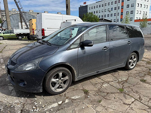Mitsubishi Grandis Comfort 2.0 Di-D 100kW (2 foto / 8)