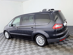 Ford Galaxy Ghia ATM 2.0 TDCi 96kW (4 фото из 9)