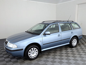 Skoda Octavia Facelift 1.6 75kW (2 фото из 7)