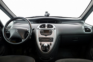 Citroen Xsara Picasso Facelift 1.6 80kW (5 фото из 7)