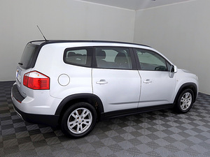 Chevrolet Orlando Comfort LPG ATM 1.8 104kW (3 foto / 7)