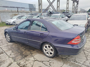 Mercedes-Benz C 200 Avantgarde ATM 1.8 Kompressor 120kW (4 foto / 7)