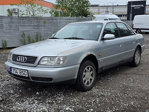 Audi A6 Comfortline 2.5 TDI 103kW (2 foto / 7)