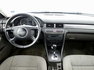 Audi A6 Comfortline Facelift ATM 2.4 125kW (5 foto / 7)