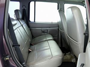 Ford Explorer Luxury 4.0 152kW (7 foto / 7)