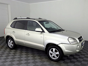 Hyundai Tucson Comfort 4x4 2.0 104kW (1 фото из 7)
