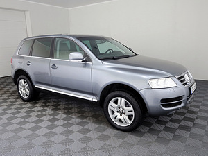 Volkswagen Touareg Highline ATM 4.9 V10 TDI 230kW (1 foto / 8)