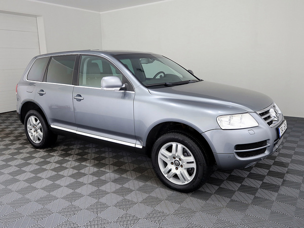 Volkswagen Touareg Highline ATM 4.9 V10 TDI 230kW