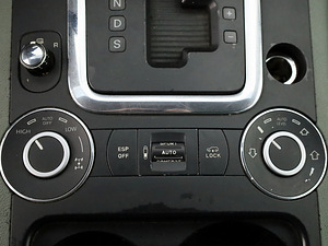 Volkswagen Touareg Highline ATM 4.9 V10 TDI 230kW (8 foto / 8)