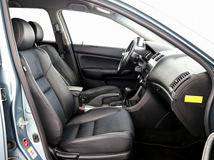 Honda Accord Luxury ATM 2.0 114kW (6 фото из 7)